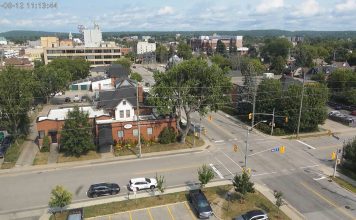 Live Webcam Worthington St - North Bay, Ontario