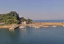 Manatsuru Port Live Webcam - Kanagawa, Japan