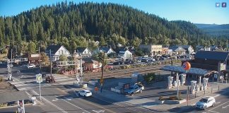Downtown Truckee Live Webcam - California