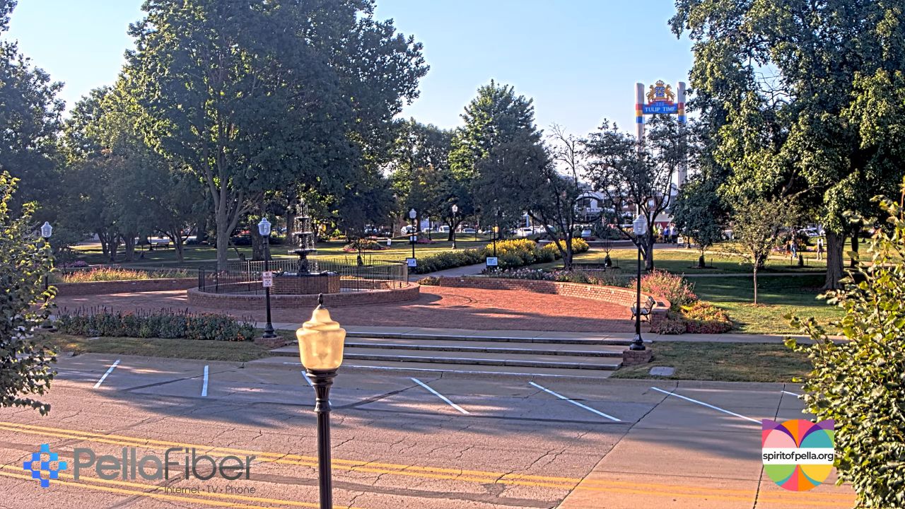 Live Webcam Central Park – Pella, Iowa