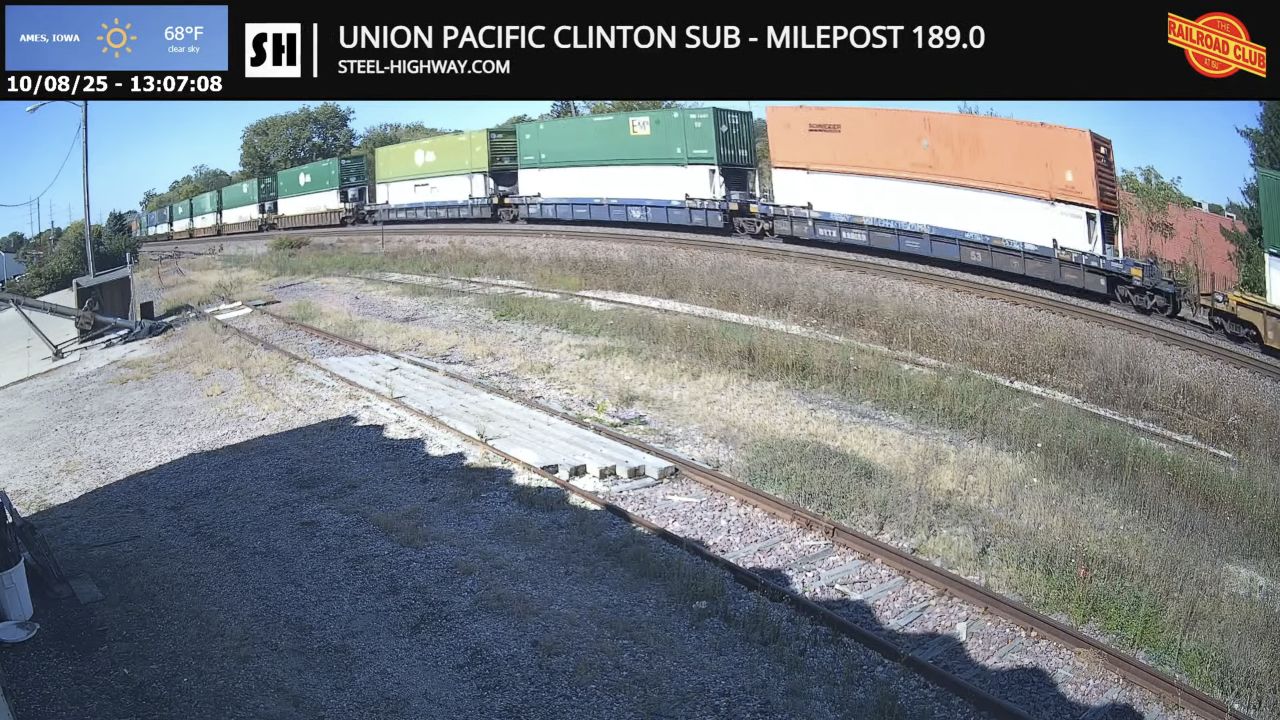 Ames, Iowa Live Webcam – Cyclone Railroad Club 