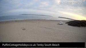 Tenby South Beach Live Webcam - Pembrokeshire, Wales